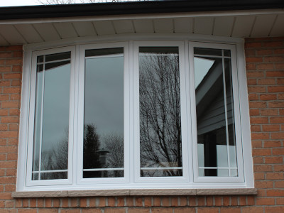 4 Panel Bow Windows with Exterior Colour and Internal Grills