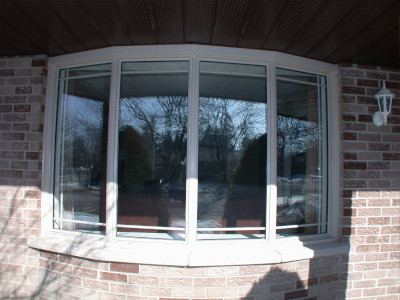5 Panel Bow Windows with Simulated Divided Lites and Internal Grills